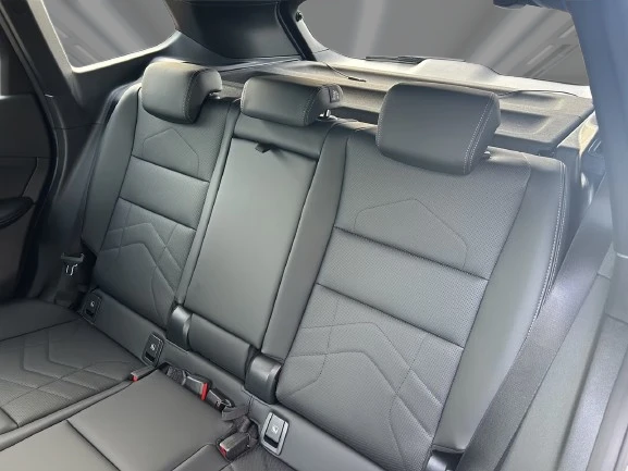 BMW iX1 eDrive20 = M-Sport = Shadow Line �������� | Mobile.bg � ����������� 11