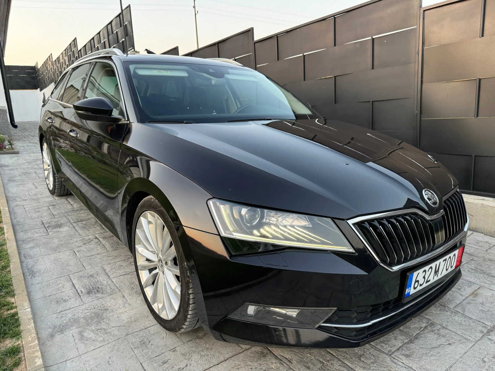 Skoda Superb 2.0TDI 4х4 Швейцария - изображение 3