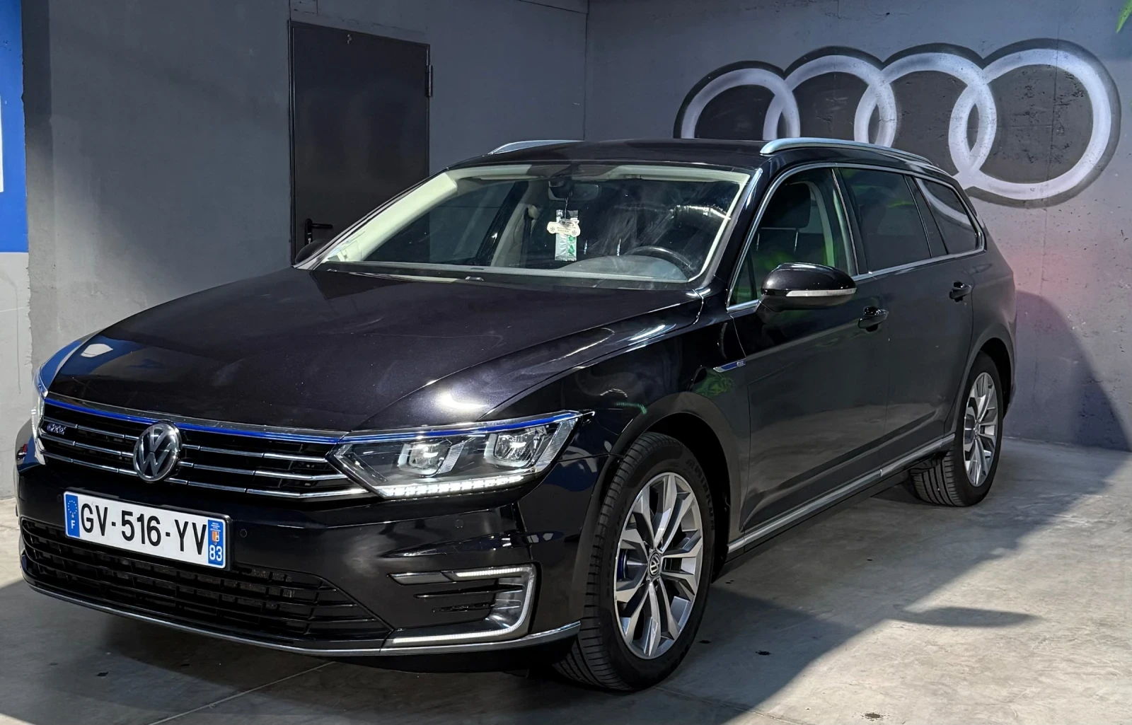 VW Passat PLUG IN HYBRID* НАЛИЧНА* ТОП СЪСТОЯНИЕ | Mobile.bg — изображение 1