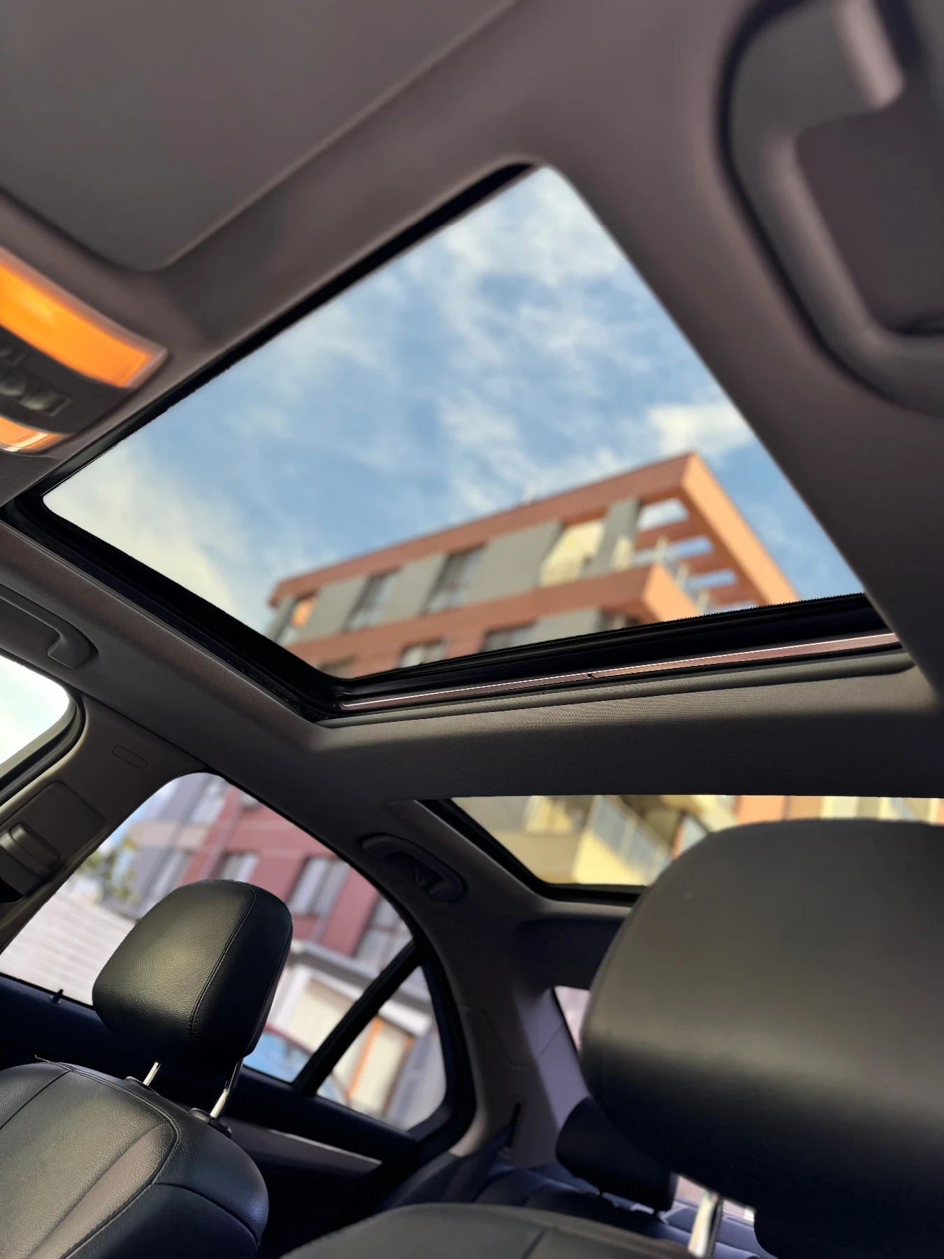 Mercedes-Benz C 320 Harman kardon/panorama/avangarde - изображение 7