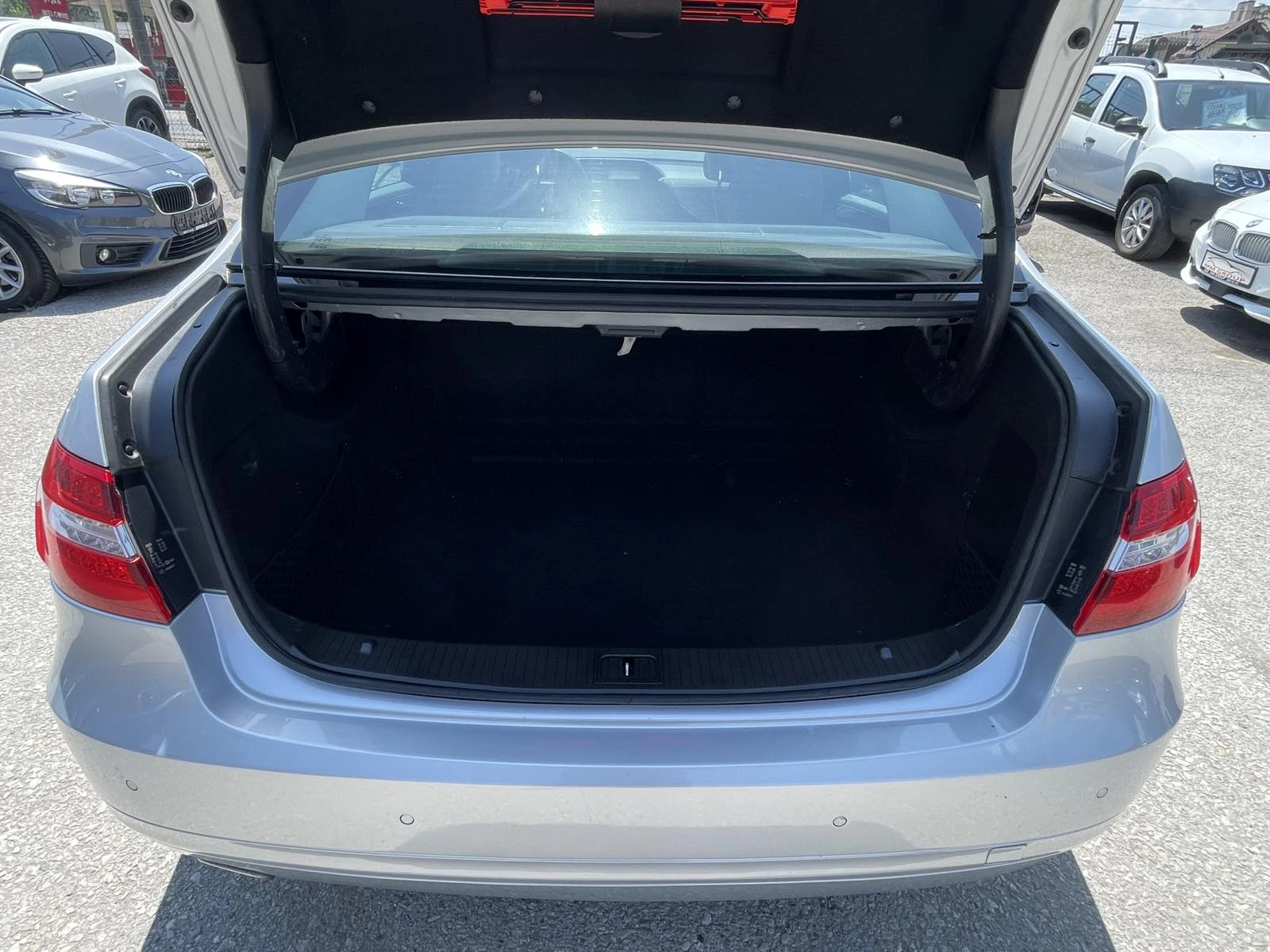 Mercedes-Benz E 200 -NGT, ..- | Mobile.bg   12