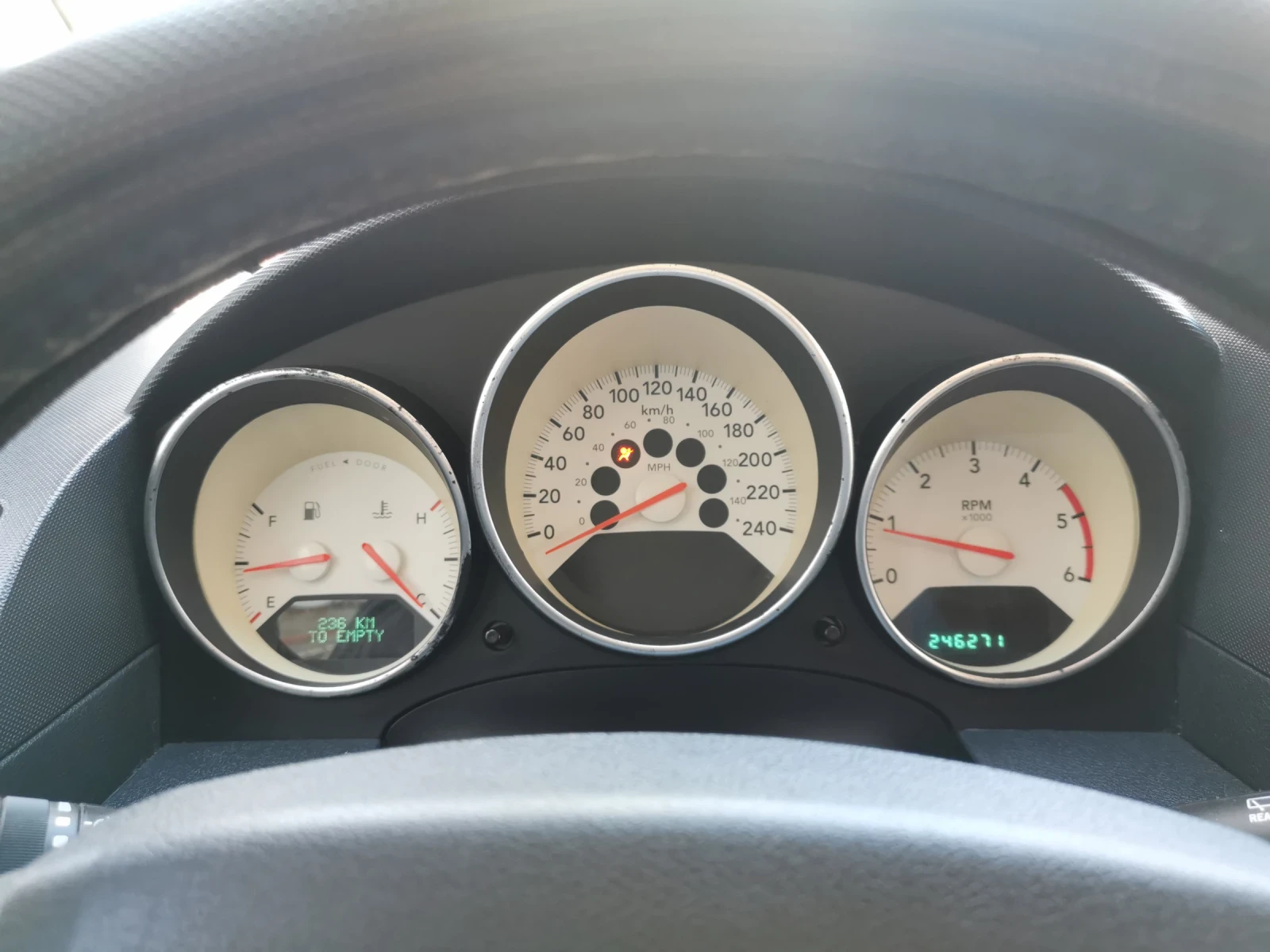 Dodge Caliber 2.0 CRD 140кс - изображение 7