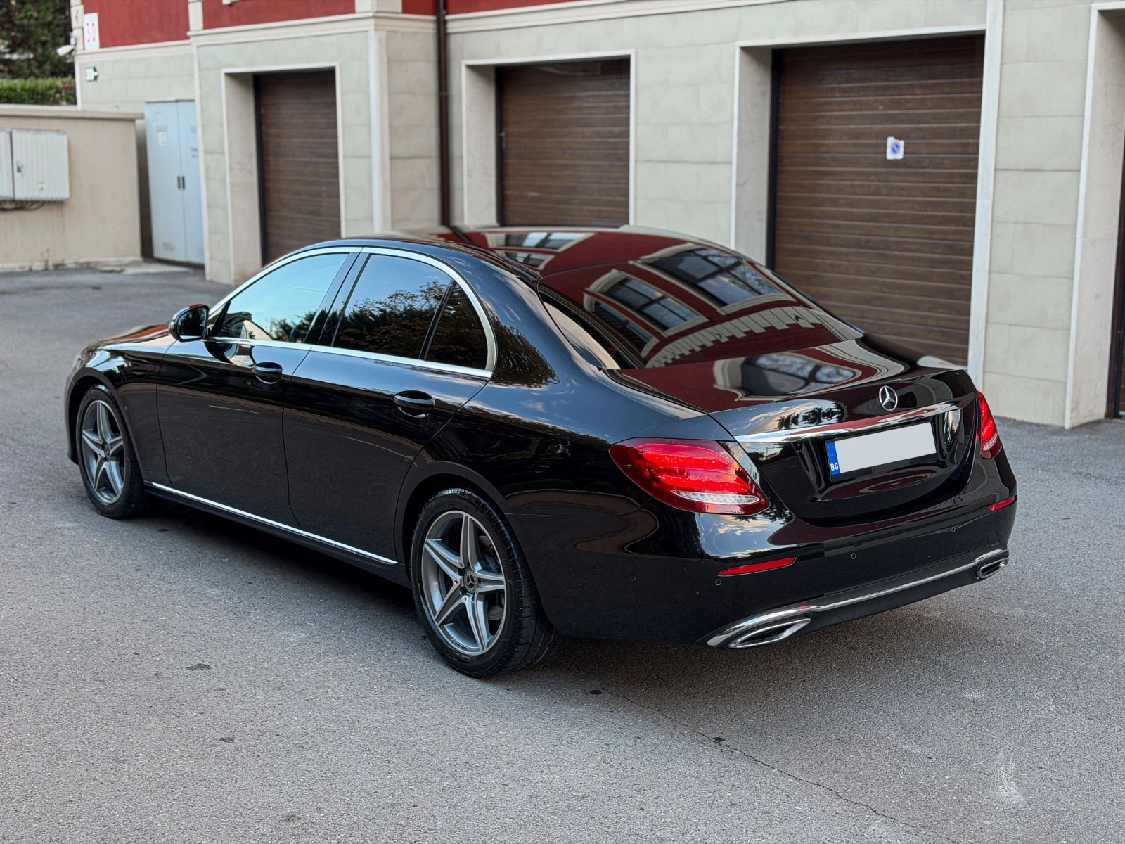 Mercedes-Benz E 220 Avantgarde 2018 автентичен ТОП - изображение 6