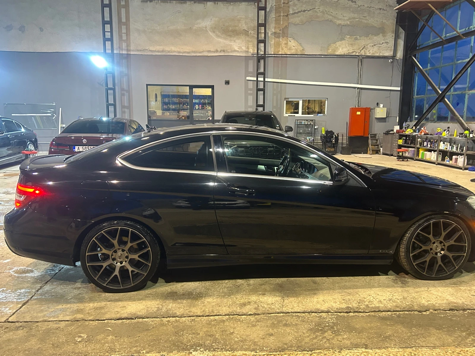 Mercedes-Benz C 350  - изображение 8