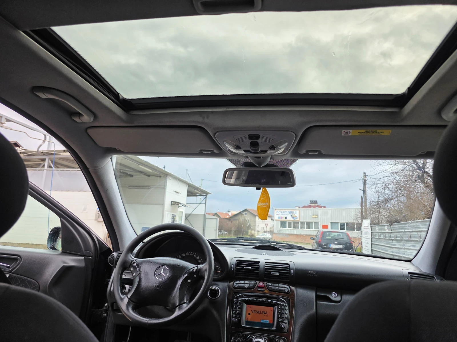 Mercedes-Benz C 320, снимка 8 - Автомобили и джипове - 53915577