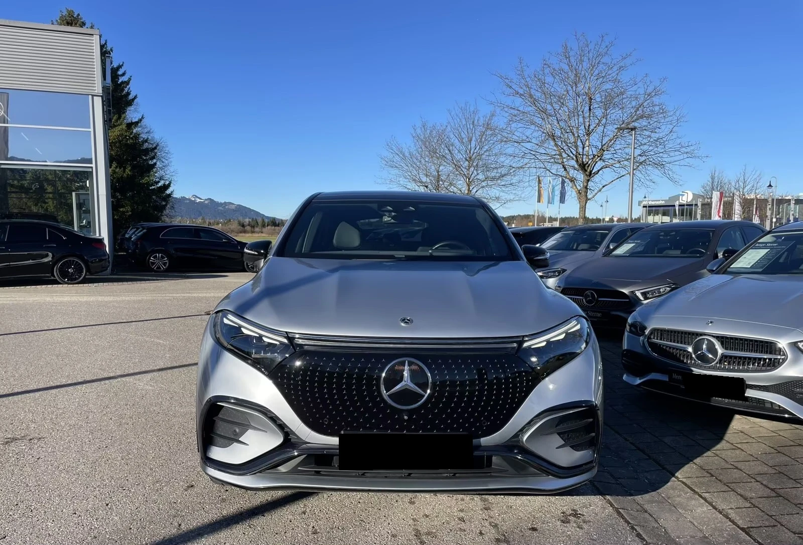 Mercedes-Benz EQS 450 SUV/AMG/4MATIC/AIRMATIC/HEAD UP/PANO | Mobile.bg � ����������� 2