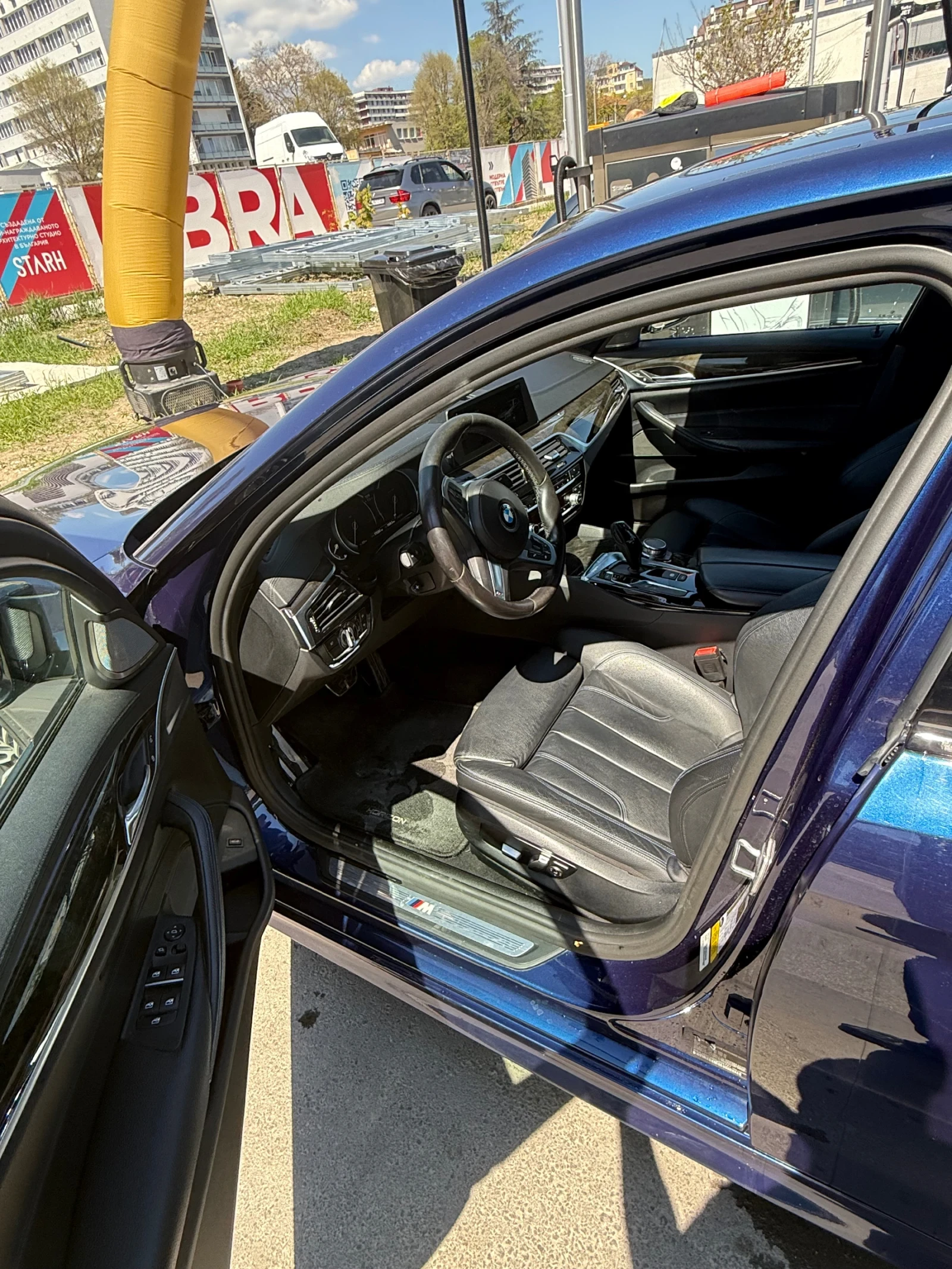 BMW 530 530i M Sport (G30, 2.0i, 255 к.с.), снимка 9 - Автомобили и джипове - 54335821