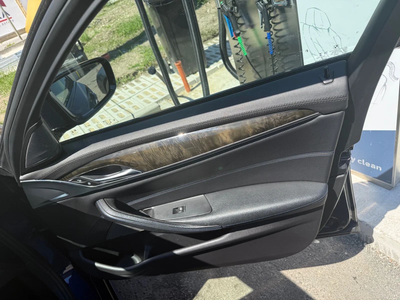 BMW 530 530i M Sport (G30, 2.0i, 255 к.с.), снимка 14 - Автомобили и джипове - 54335821