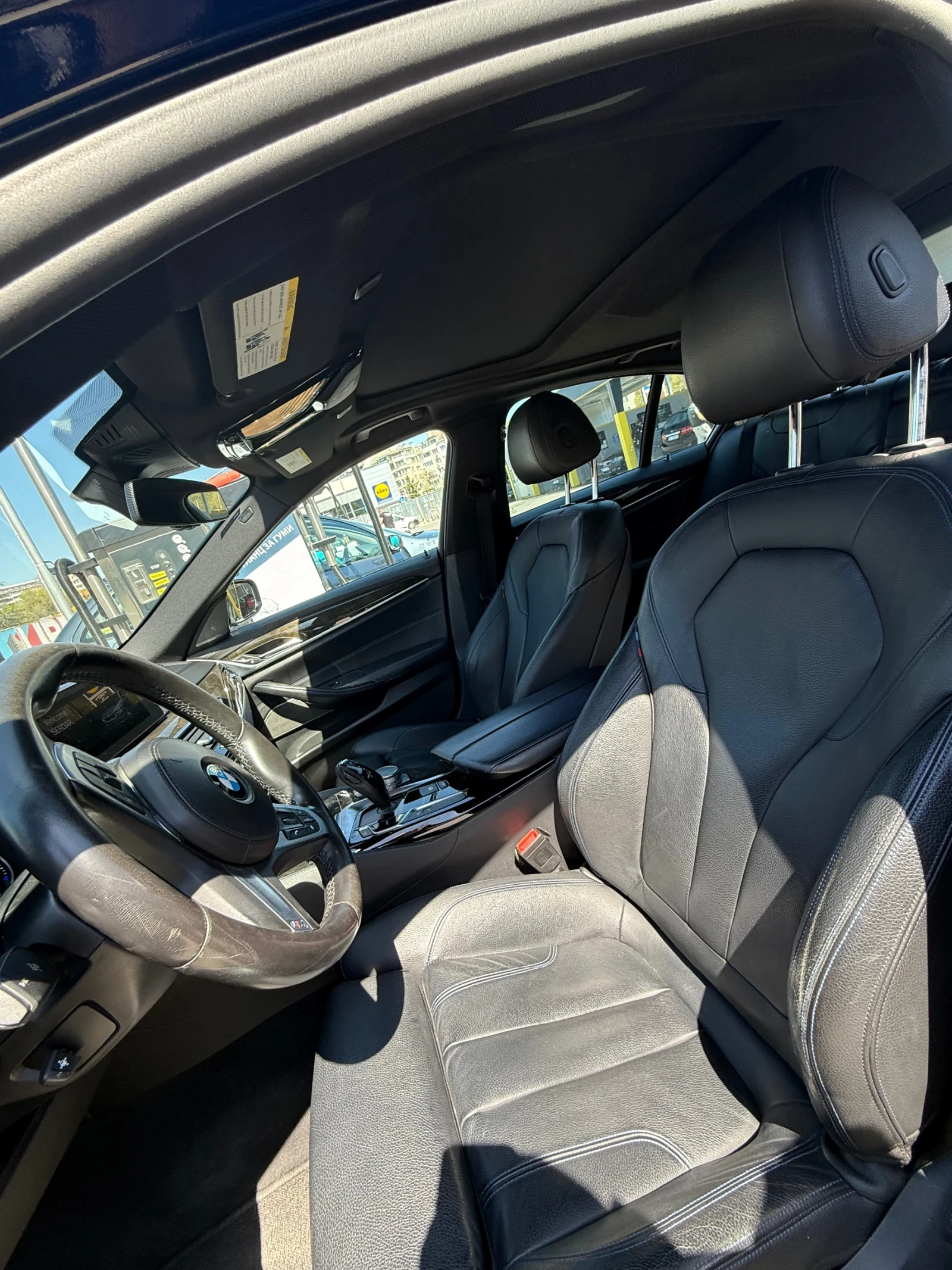 BMW 530 530i M Sport (G30, 2.0i, 255 к.с.), снимка 10 - Автомобили и джипове - 54335821