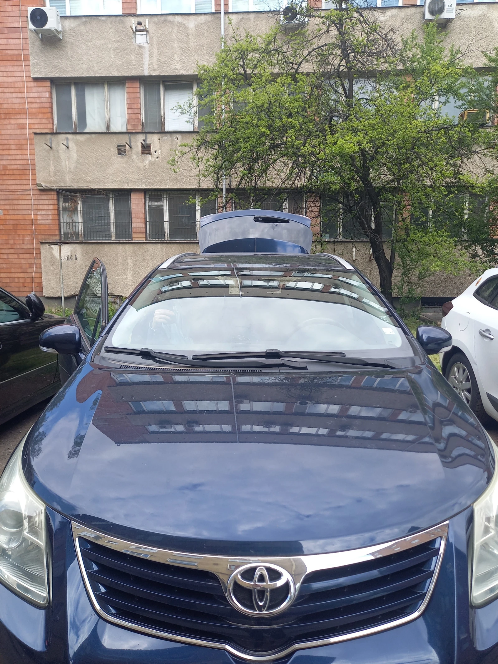 Toyota Avensis, снимка 2 - Автомобили и джипове - 54441634