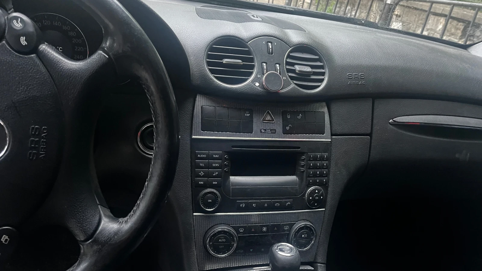 Mercedes-Benz CLK, снимка 4 - Автомобили и джипове - 54491815