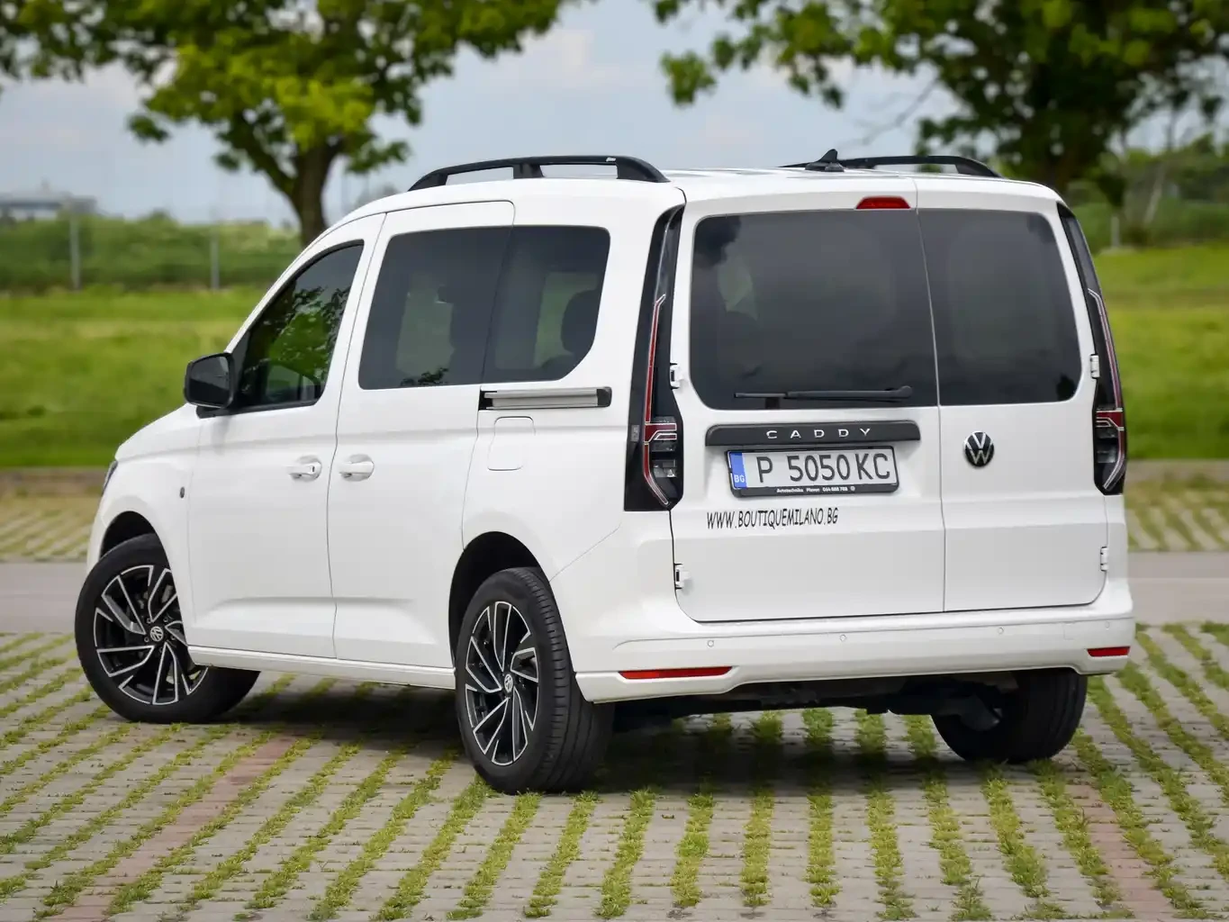 VW Caddy 2, О TDI 102 k.c 6MT / N1 - товарен c 5 места, снимка 8 - Автомобили и джипове - 54855194