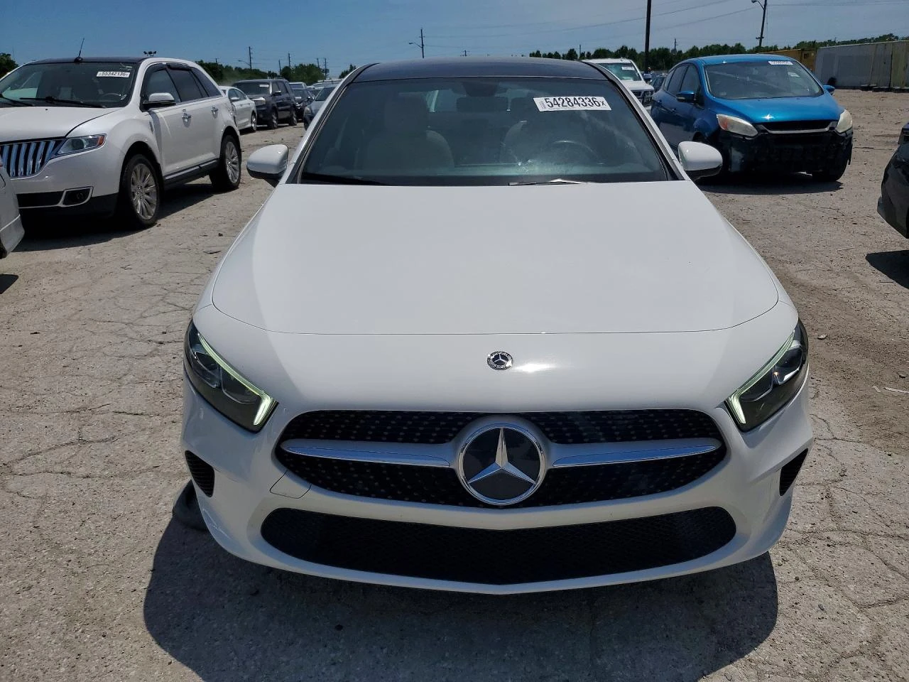 Mercedes-Benz A 220 2.0l 4Matic, снимка 5 - Автомобили и джипове - 55093758