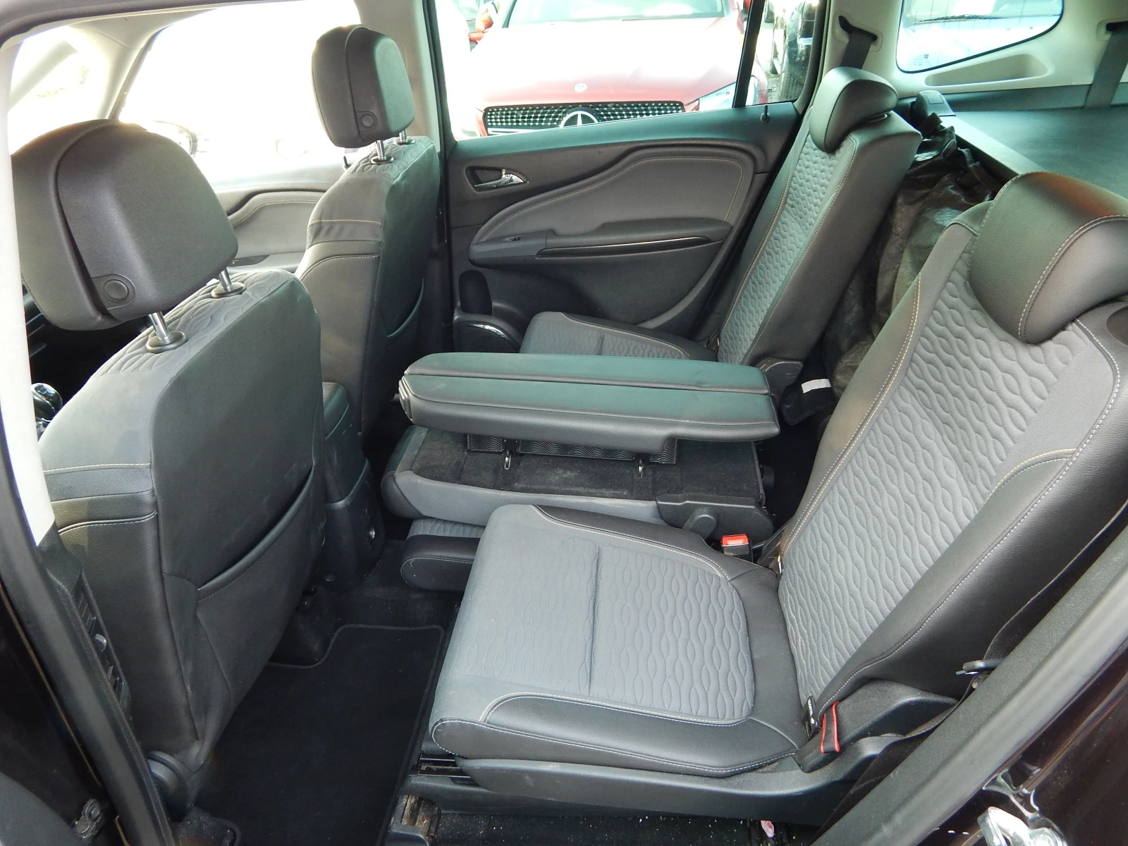 Opel Zafira COSMO, снимка 12 - Автомобили и джипове - 55373797