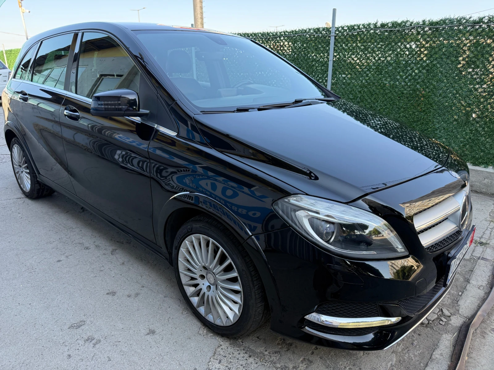 Mercedes-Benz B 200 i-156к.с Executive Автоматик Би Ксенон Камера, снимка 4 - Автомобили и джипове - 55503222