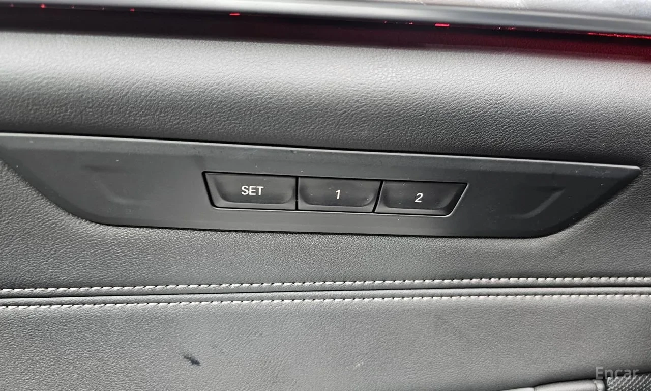 BMW 520 XDRIVE20D * M SPORT* ФИКСИРАНА ЦЕНА ДО БЪЛГАРИЯ*  , снимка 11 - Автомобили и джипове - 56083993