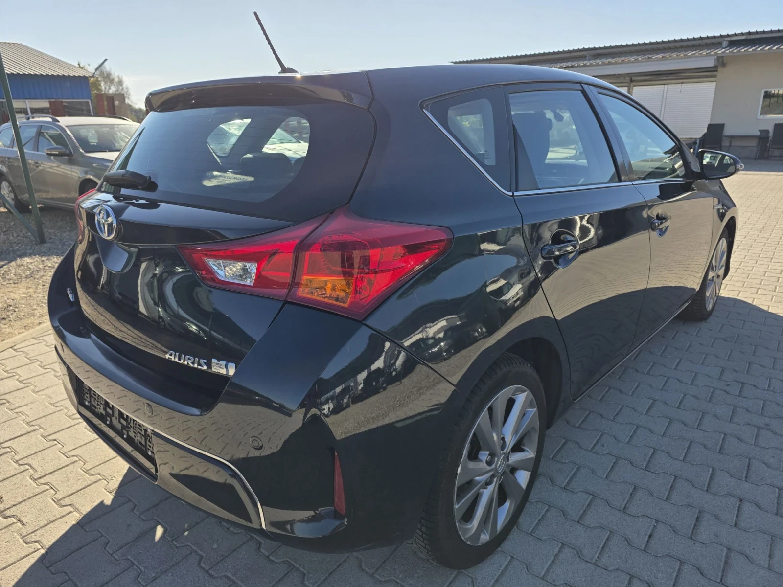 Toyota Auris 1.8 Hybrid 144000km ������ | Mobile.bg � ����������� 7
