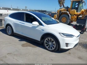 ������ Tesla Model X