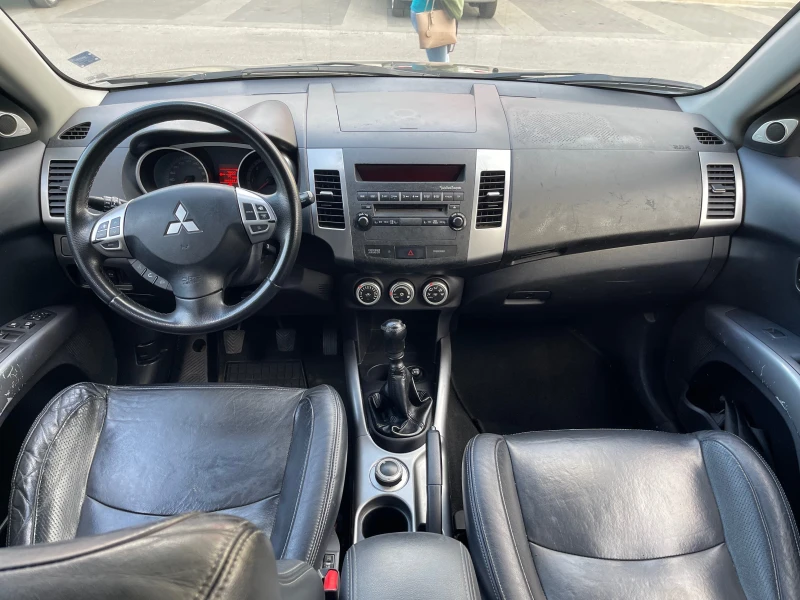 Mitsubishi Outlander H-LINE 2. 2 DID, снимка 9 - Автомобили и джипове - 49472298