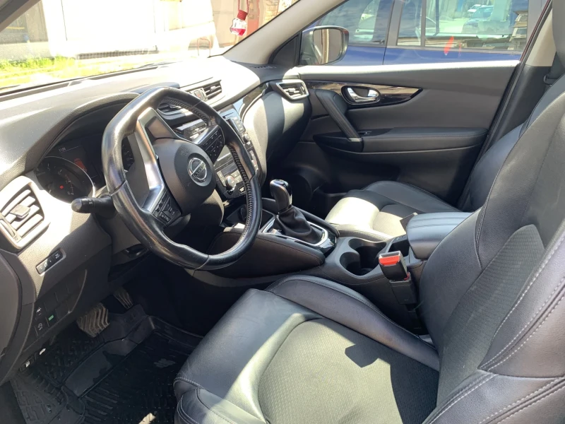Nissan Qashqai 1.3 DIG-T DCT Acenta (Connect 2), снимка 6 - Автомобили и джипове - 50473873