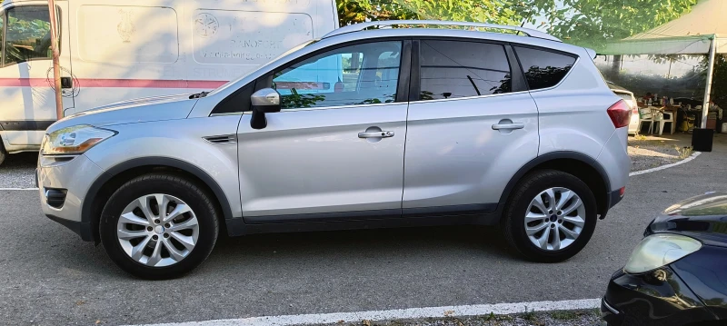 Ford Kuga 2.0 D, снимка 4 - Автомобили и джипове - 50804191