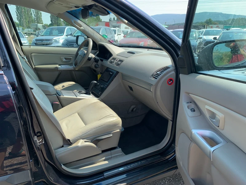 Volvo Xc90 2.5-4x4-5-Speed-AUTOMAT-7-Places-NetherLands, снимка 10 - Автомобили и джипове - 50944113
