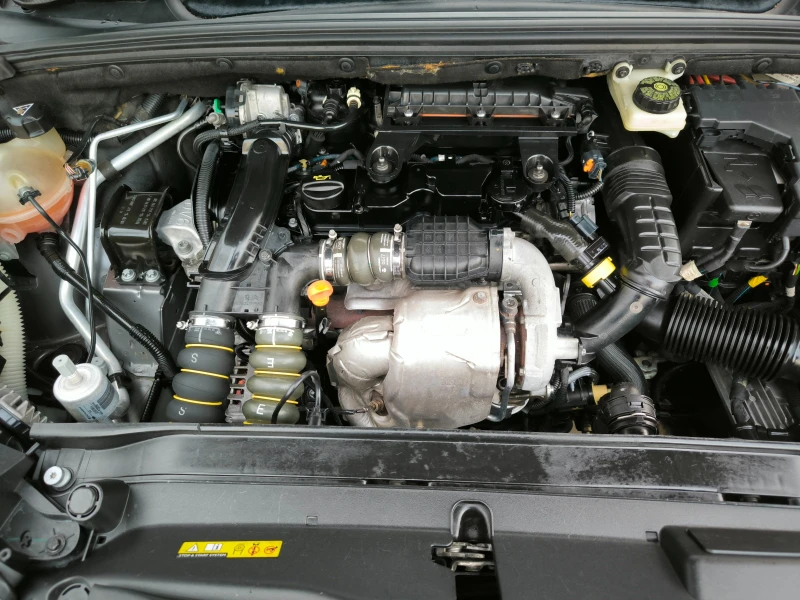 Citroen DS 4 Crossback 1.6hdi, снимка 13 - Автомобили и джипове - 52252849