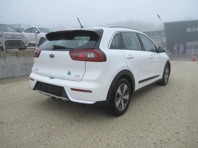 Kia Niro Хибрид 1, 6, снимка 4 - Автомобили и джипове - 52857537