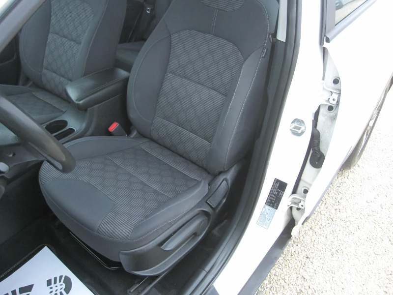 Kia Niro Хибрид 1, 6, снимка 9 - Автомобили и джипове - 52857537