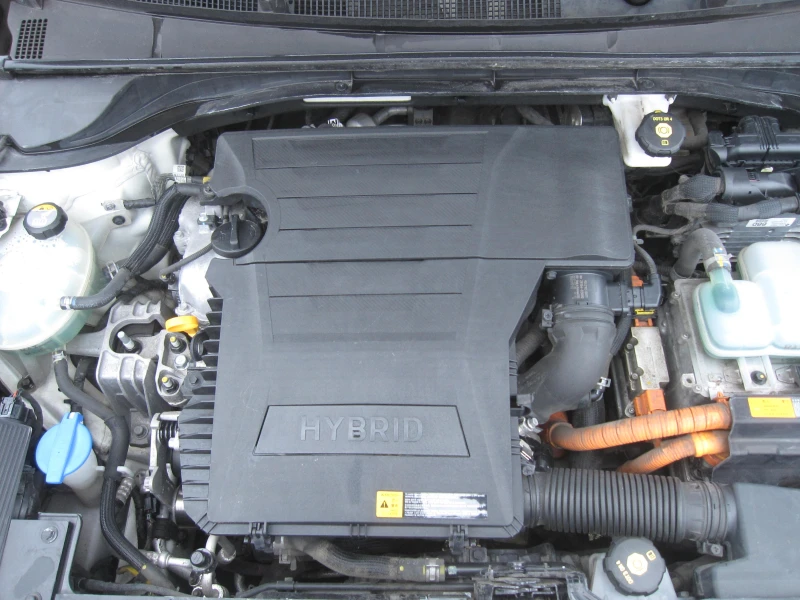 Kia Niro Хибрид 1, 6, снимка 14 - Автомобили и джипове - 52857537