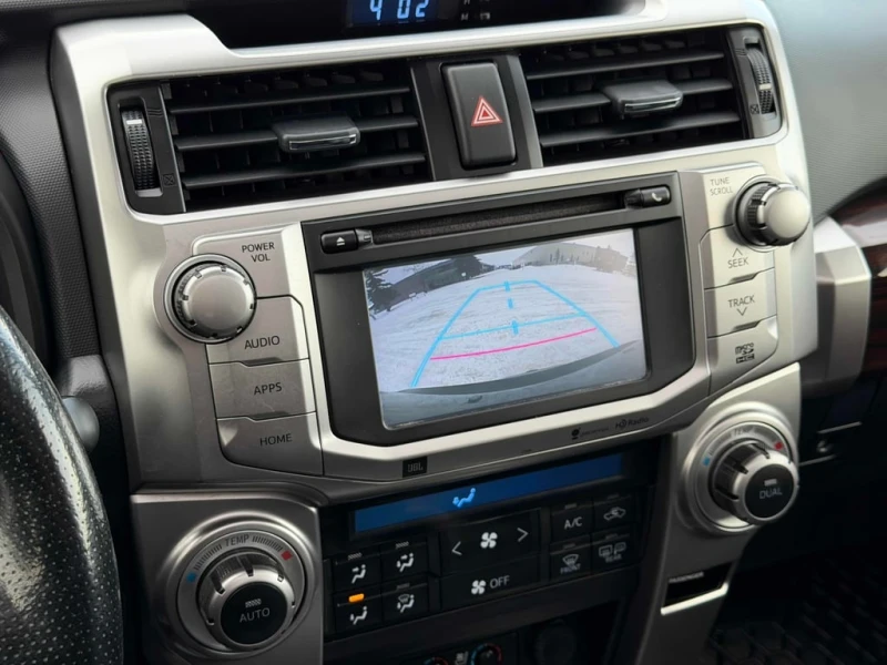 Toyota 4runner 2014 SR5 * CARFAX * БЕЗ ПЪРВОНАЧАЛНА ВНОСКА, снимка 16 - Автомобили и джипове - 52941702