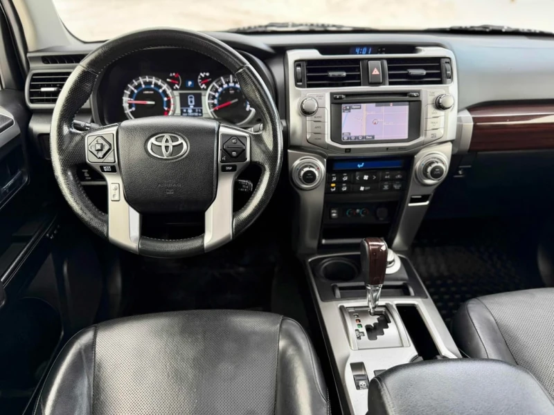 Toyota 4runner 2014 SR5 * CARFAX * БЕЗ ПЪРВОНАЧАЛНА ВНОСКА, снимка 13 - Автомобили и джипове - 52941702