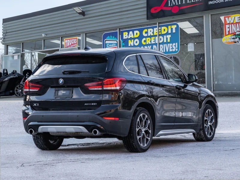 BMW X1 * XDrive28i Sports Activity Vehicle * CARFAX * БЕЗ, снимка 7 - Автомобили и джипове - 52959595