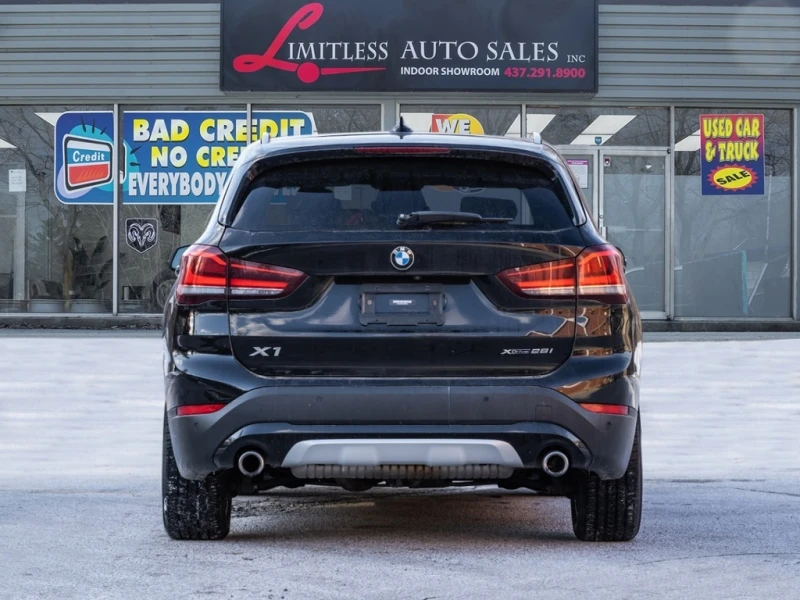 BMW X1 * XDrive28i Sports Activity Vehicle * CARFAX * БЕЗ, снимка 6 - Автомобили и джипове - 52959595