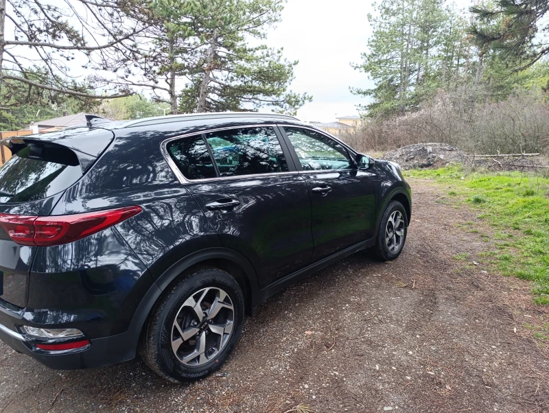 Kia Sportage 1, 6 D, снимка 2 - Автомобили и джипове - 53306025