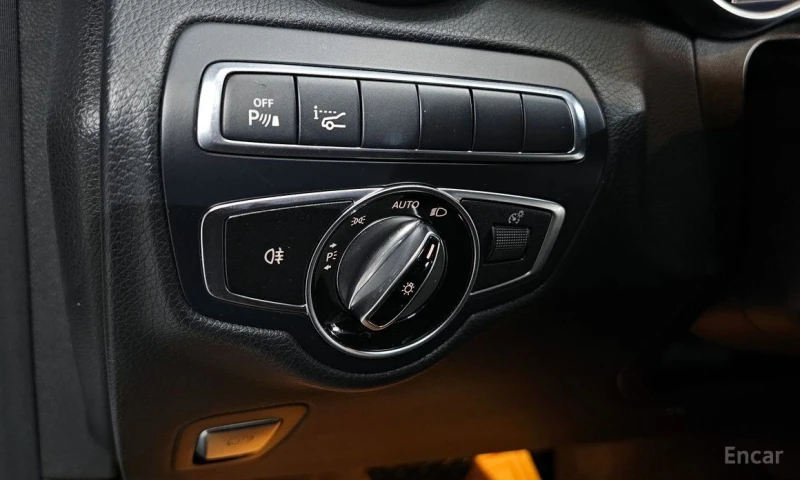 Mercedes-Benz GLC, снимка 13 - Автомобили и джипове - 53450420