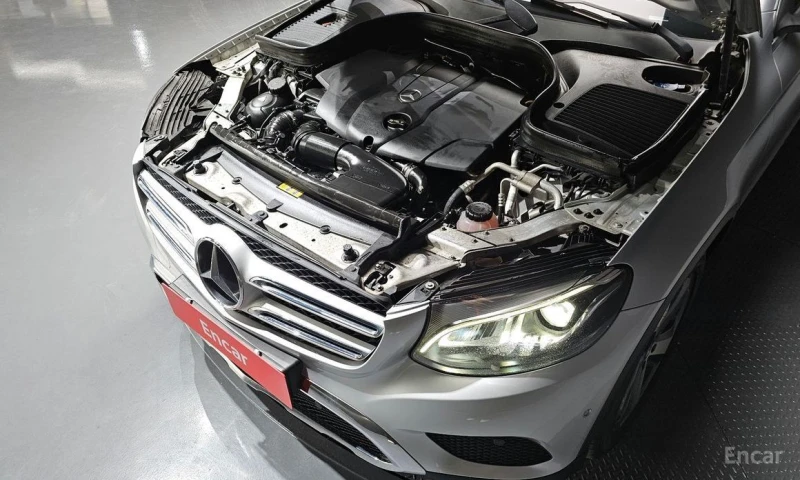 Mercedes-Benz GLC, снимка 6 - Автомобили и джипове - 53450420