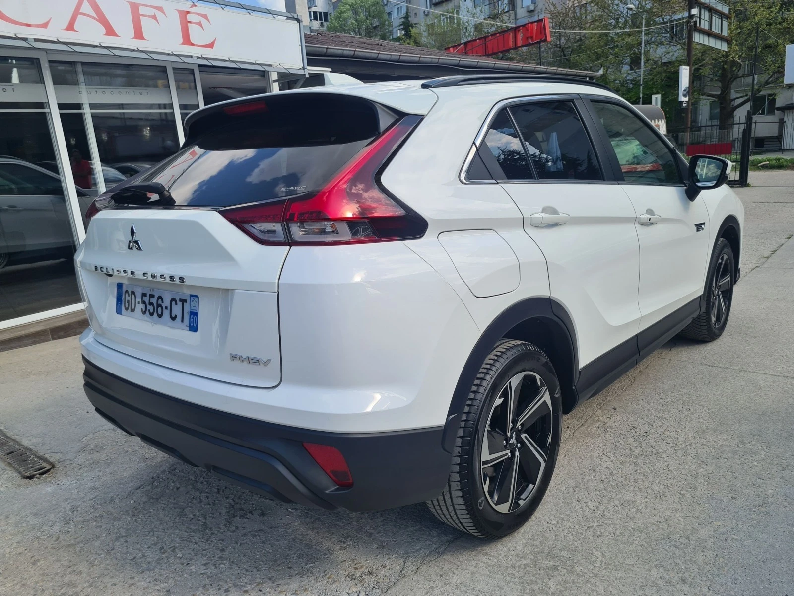 Mitsubishi Eclipse Cross 2.4 plug-in hybryd - изображение 7