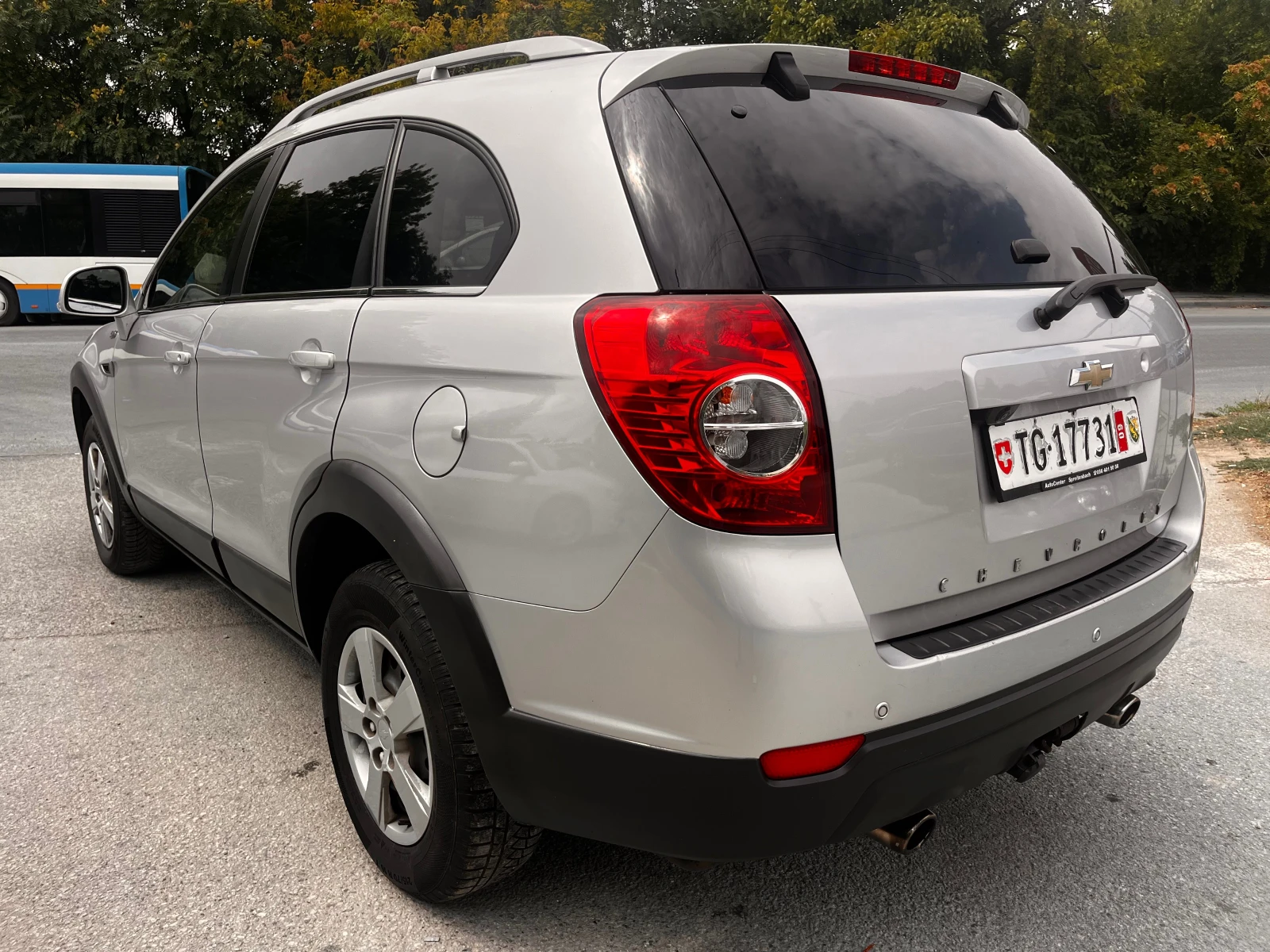 Chevrolet Captiva 2.4 LUKS 4x4 - изображение 3