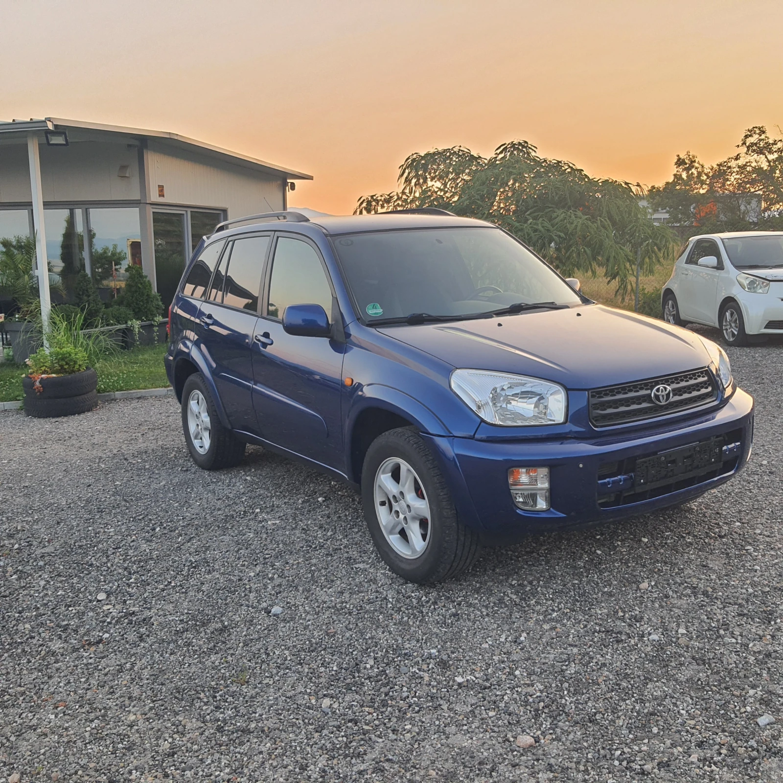 Toyota Rav4 2.0VVTi - изображение 3