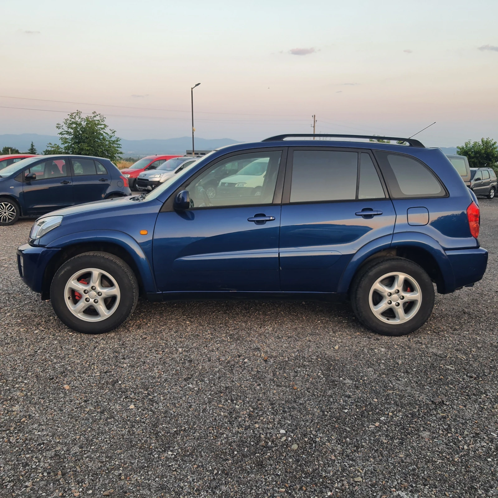 Toyota Rav4 2.0VVTi - изображение 6