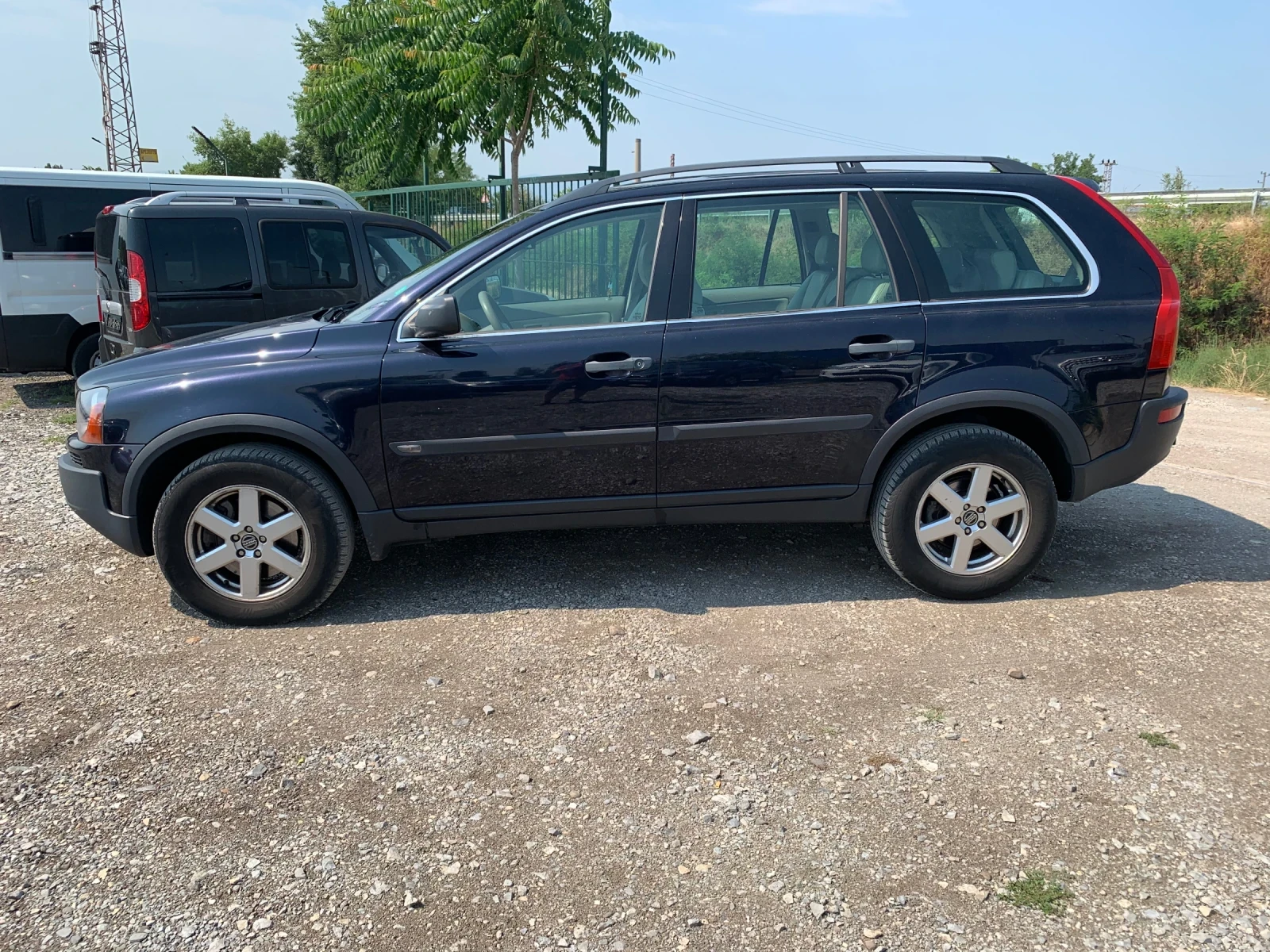 Volvo Xc90 2.5-4x4-5-Speed-AUTOMAT-7-Places-NetherLands - изображение 2