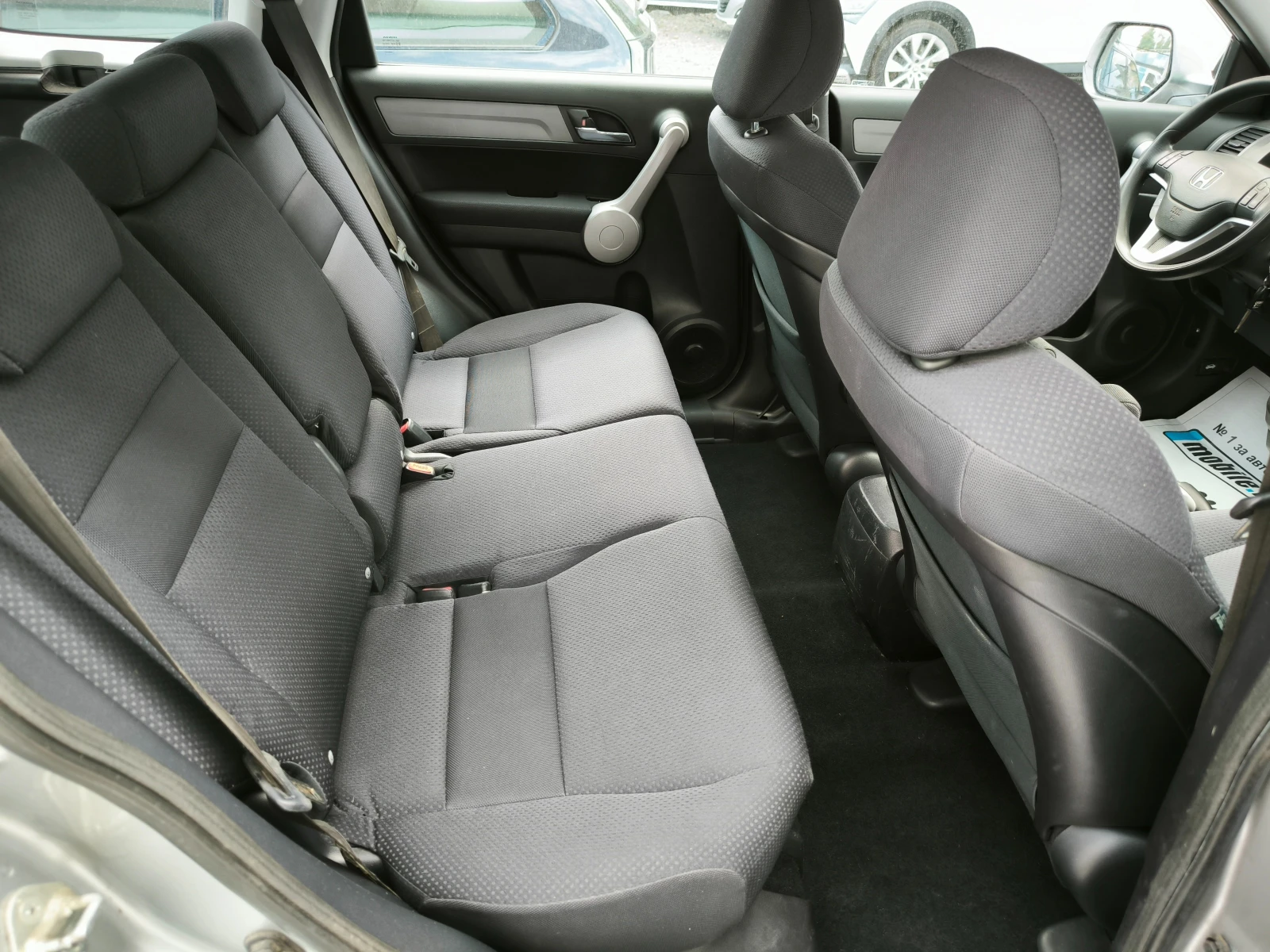 Honda Cr-v 2.0i автоматик Швейцария навигация | Mobile.bg — изображение 11