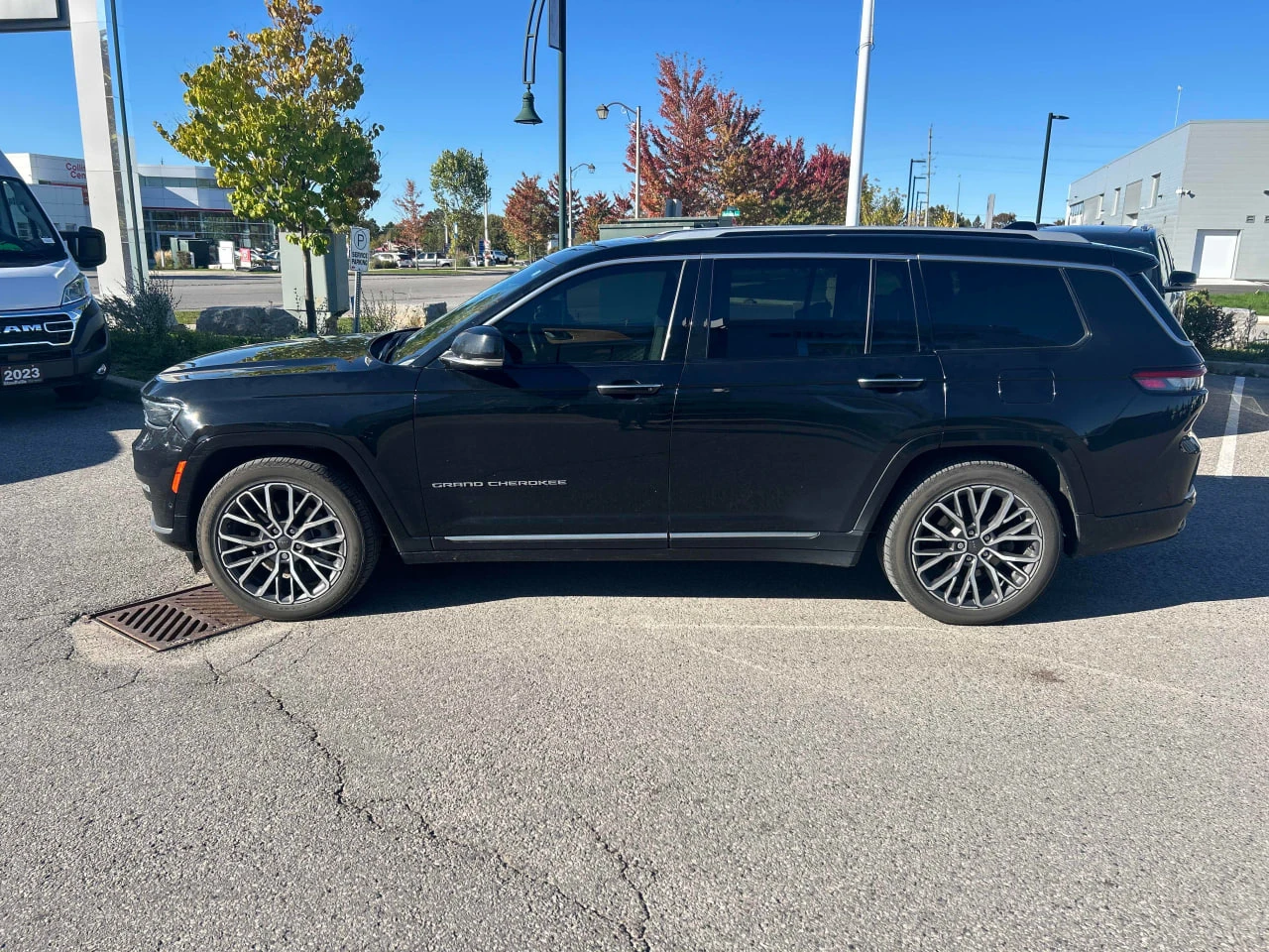 Jeep Grand cherokee * АВТО КРЕДИТ* ЦЕНА ДО БГ * СЕРВИЗНА ИСТОРИЯ *  - изображение 4