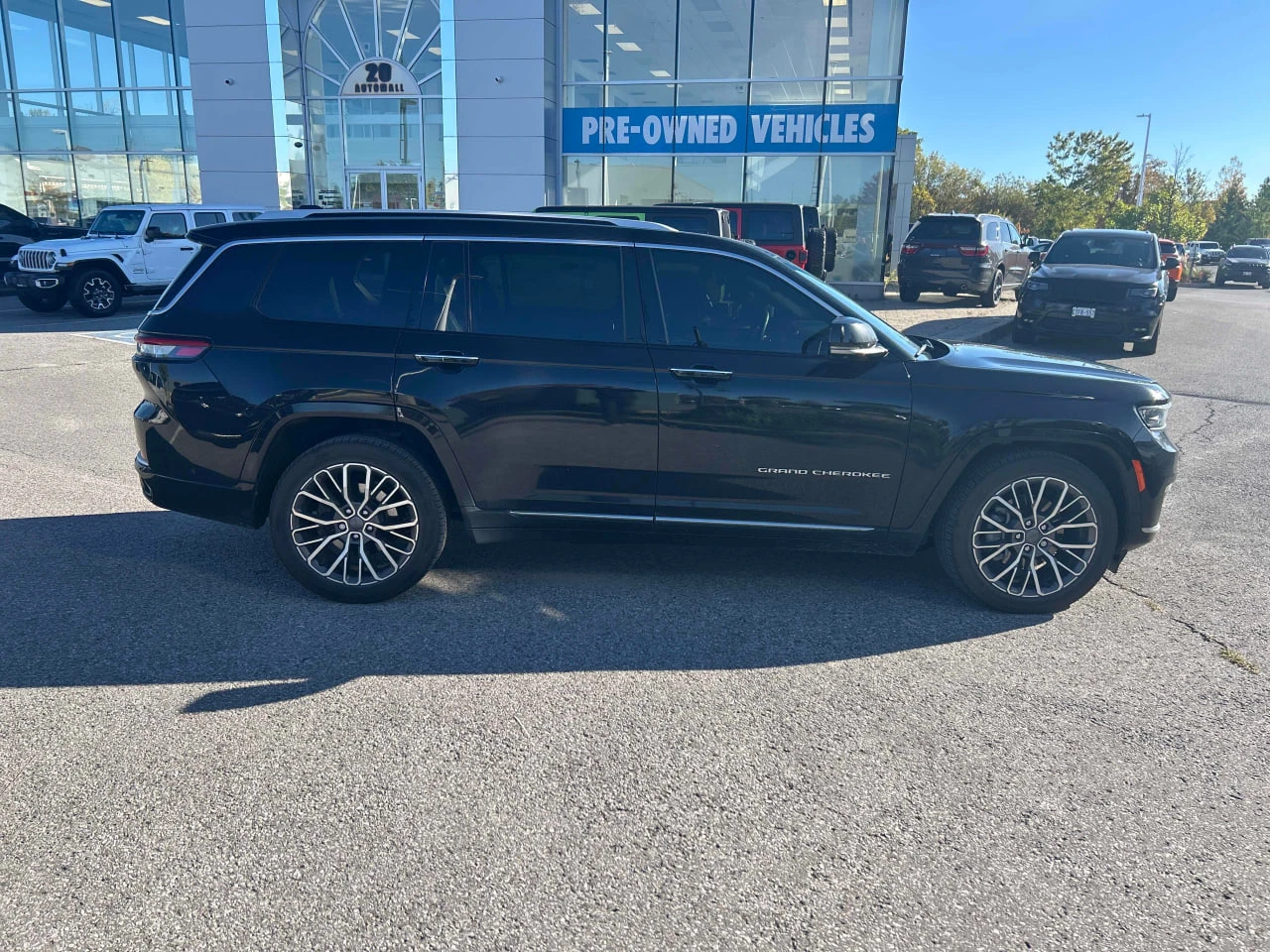 Jeep Grand cherokee * АВТО КРЕДИТ* ЦЕНА ДО БГ * СЕРВИЗНА ИСТОРИЯ *  - изображение 5