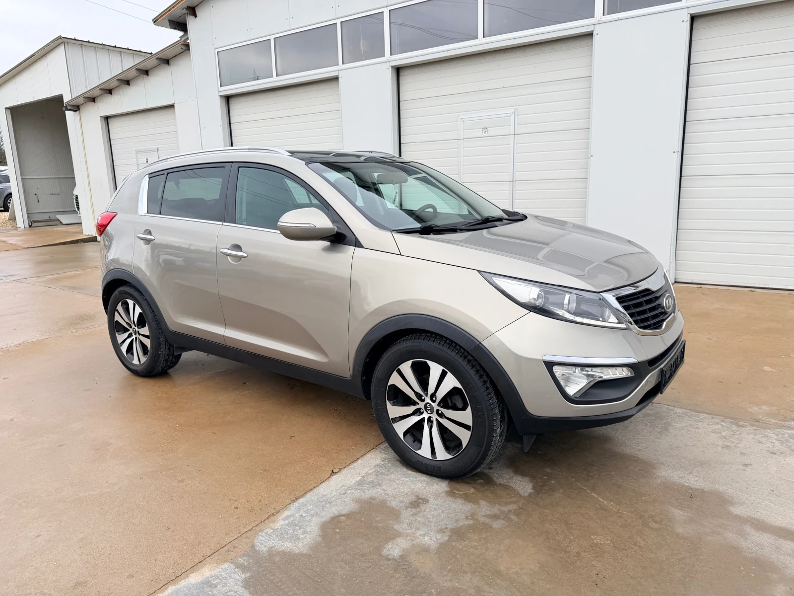 Kia Sportage 1.7crdi * Navi* Panorama* Koja* Kamera* UNIKAT*  | Mobile.bg   12