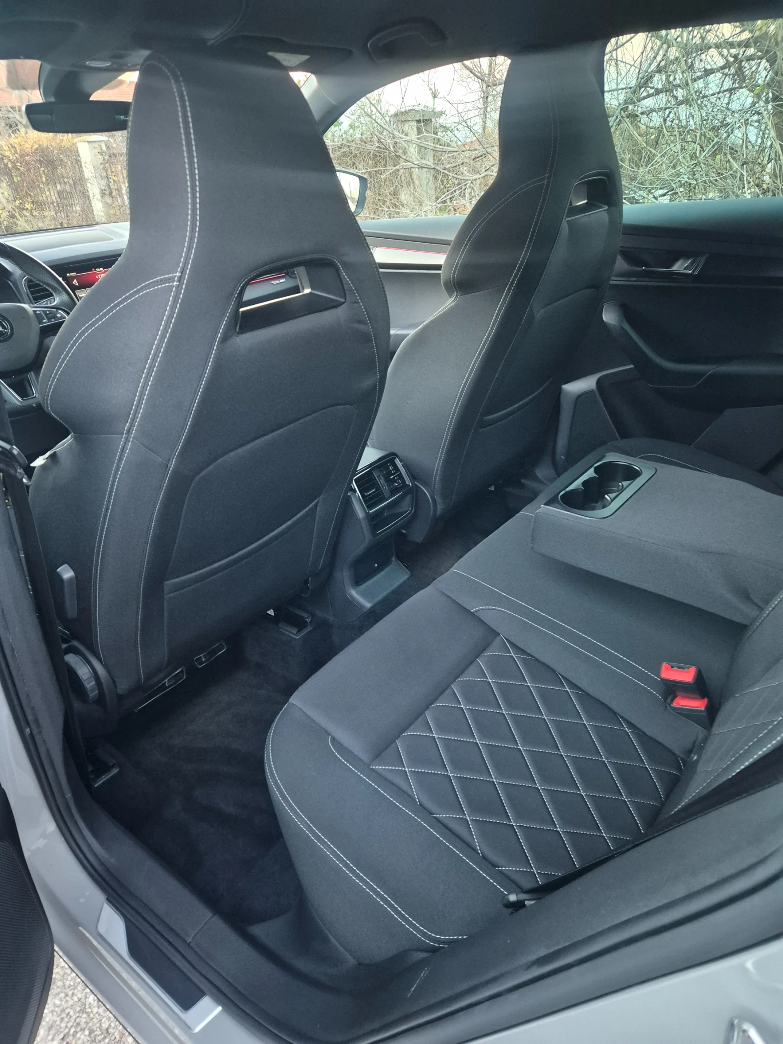 Skoda Karoq SportLine/20� | Mobile.bg � ����������� 9