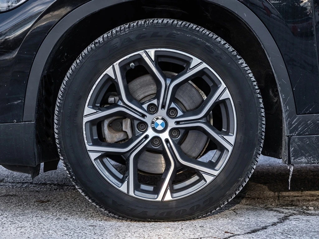 BMW X1 * XDrive28i Sports Activity Vehicle * CARFAX * ��� | Mobile.bg � ����������� 4