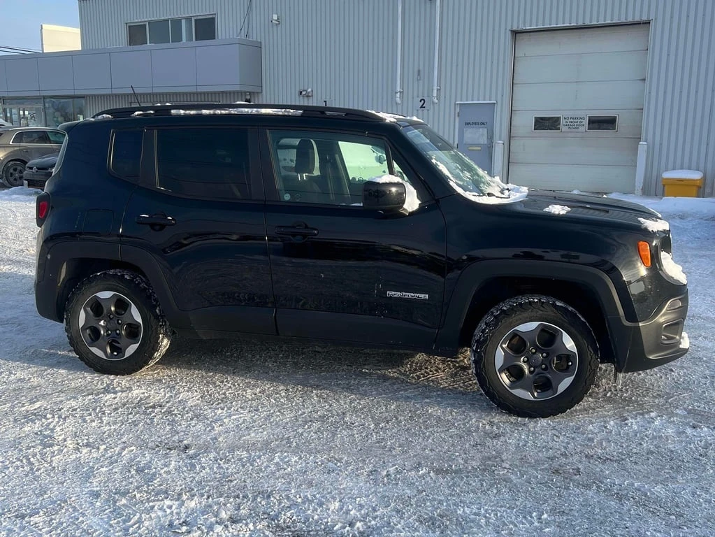 Jeep Renegade * North * CARFAX * БЕЗ ПЪРВОНАЧАЛНА ВНОСКА - изображение 3