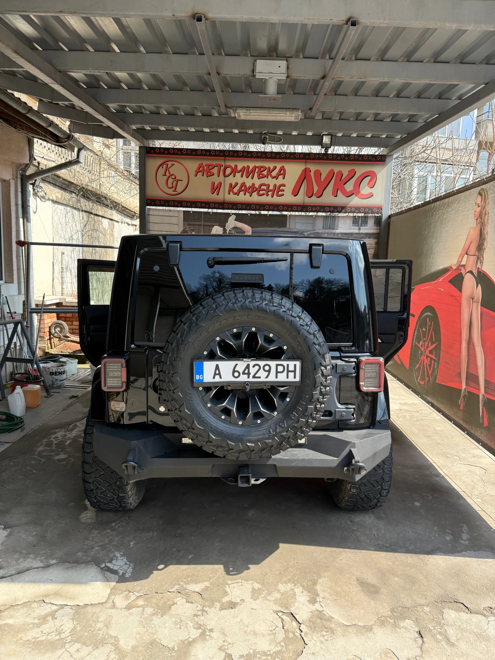 Jeep Wrangler Sahara, снимка 6 - Автомобили и джипове - 54059197